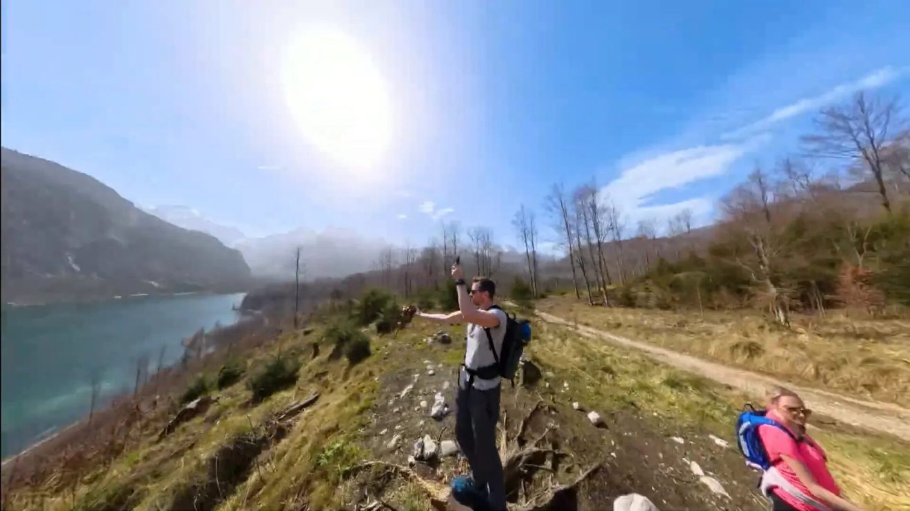 Throwing objects for bullet time shots